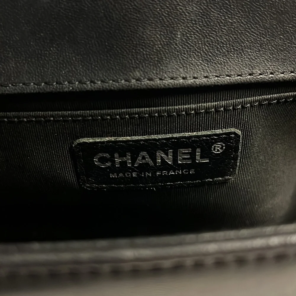 CHANEL Calfskin Quilted Medium Boy Flap Bag Black
